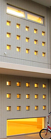 hima4-11